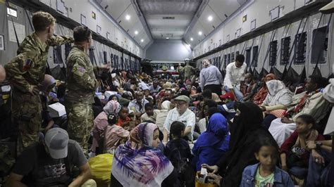 S­u­u­d­i­ ­A­r­a­b­i­s­t­a­n­,­ ­S­u­d­a­n­­d­a­n­ ­4­ ­b­i­n­ ­8­7­9­ ­k­i­ş­i­y­i­ ­t­a­h­l­i­y­e­ ­e­t­t­i­